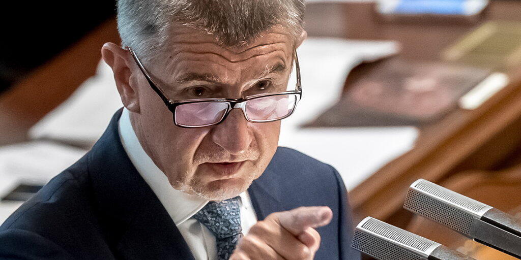 Hat einen Misstrauensantrag im Parlament nach fast 17-stündigem Redemarathon abgewehrt: Tschechiens Ministerpräsident Andrej Babis.