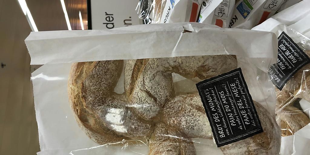 Das Monatsbrot der Migros Ostschweiz sorgt für Aufregung wegen seiner Form: Windrad oder Hakenkreuz?