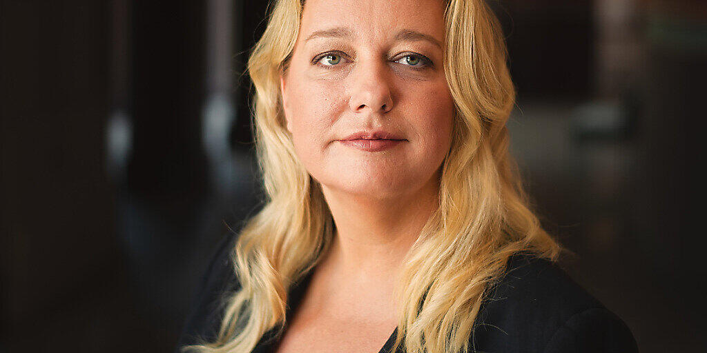ARCHIV - Katharina Wagner, künstlerische Leiterin und Geschäftsführerin der Bayreuther Festspiele, steht im Festspielhaus. Foto: Nicolas Armer/dpa