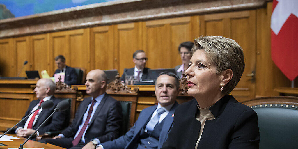 Bundesrätin Karin Keller-Sutter erwartet vorerst keine Departementsrochaden ihrer Regierungskollegen. (Archivbild)