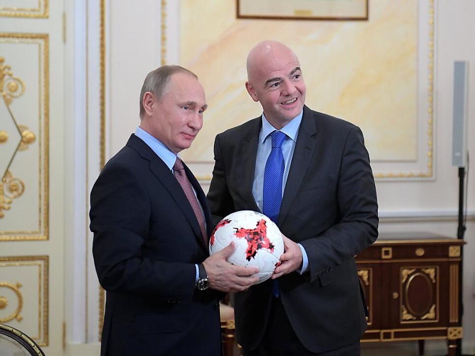 Wladimir Putin lädt zum grossen Fussballfest im Kreml (Archiv)