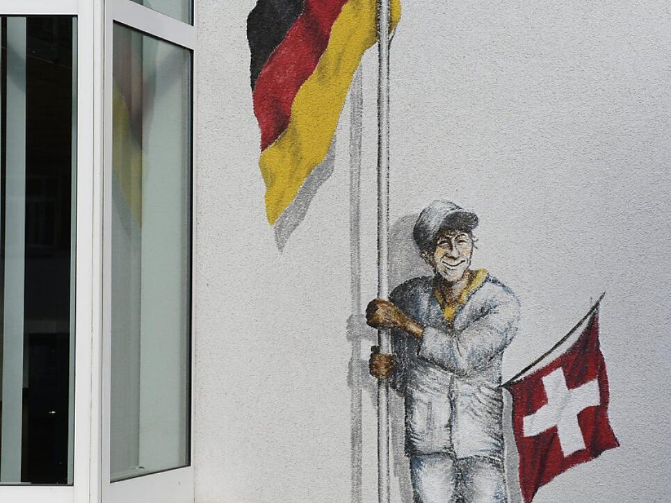 Die deutsche Enklave Büsingen am Hochrhein bei Schaffhausen ist gänzlich von Schweizer Staatsgebiet umgeben. (Archivbild)
