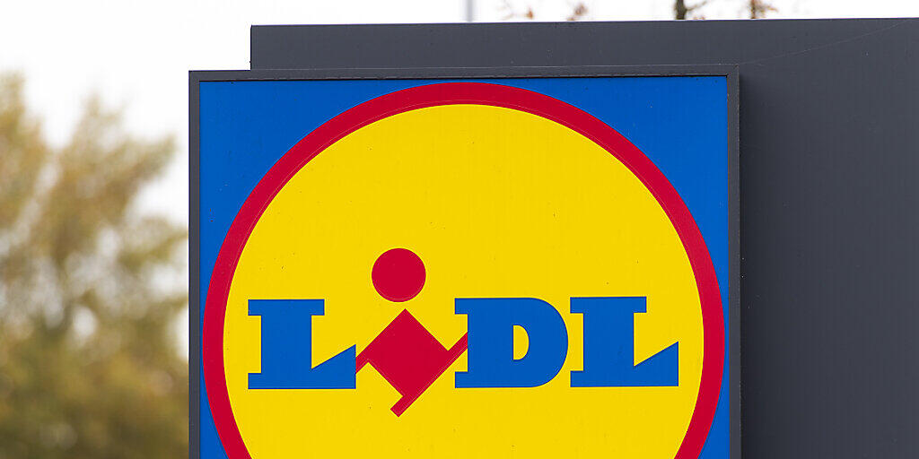 Dieter Schwarz, der Gründer der Discounter-Kette Lidl, ist der reichste Deutsche. Das deutsche Magazin "Bilanz" schätzt das Vermögen des 79-Jährigen auf 41,5 Milliarden Euro.