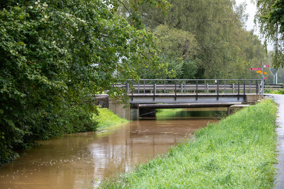 Hochwasser Rhein und Kanal