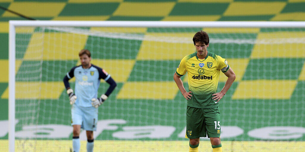 Die Köpfe hängen schon: Für Timm Klose und die Mannschaft von Norwich City besteht kaum mehr Hoffnung auf den Ligaerhalt