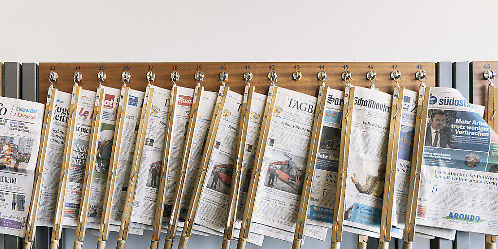 Die Werbeeinnahmen der Zeitungen und Zeitschriften sind im vergangenen Jahr erneut gesunken. (Archivbild)