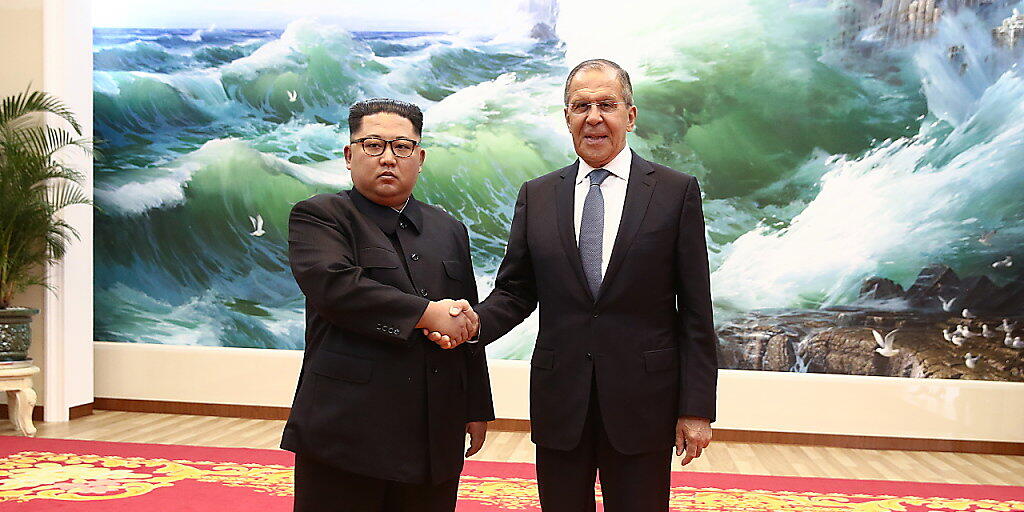 Nordkoreas Machthaber Kim Jong Un bei seinem Treffen mit dem russischen Aussenminister Sergej Lawrow am Donnerstag.