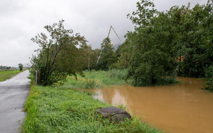 Hochwasser Rhein und Kanal