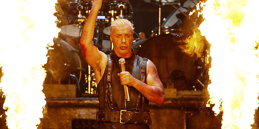 ARCHIV - Rammstein-Sänger Till Lindemann tritt im kommenden Sommer solo auf dem Wacken-Festival auf. Foto: Axel Heimken/dpa