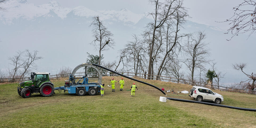 Installation der Fernwärme auf Schloss Vaduz