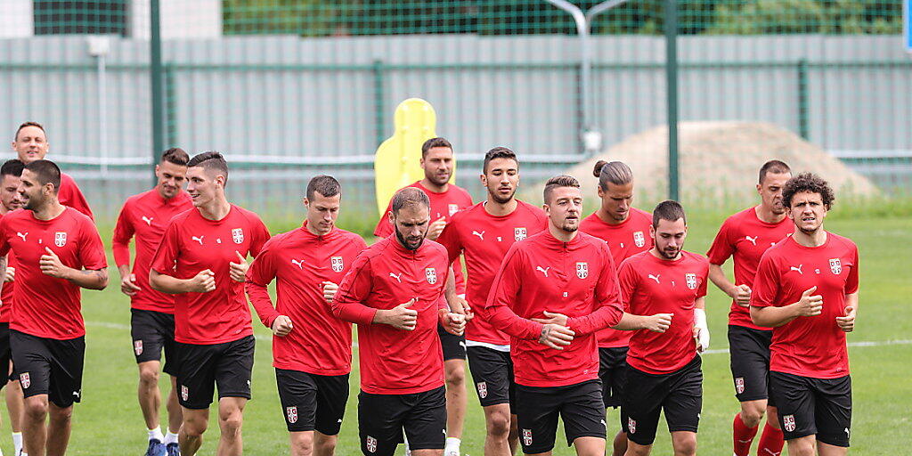 Die serbischen Spieler streben gegen die Schweiz den zweiten Sieg bei der WM an