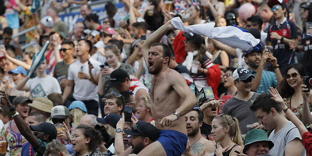 Die Sportfans in Hongkong wären sehr begeisterungsfähig. Hier zeigen sie es an einem Rugbyturnier