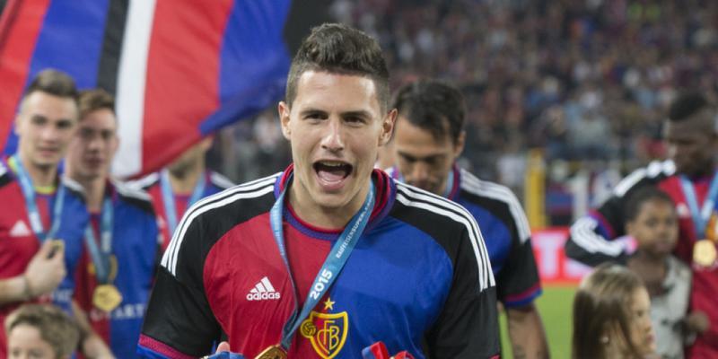 Am Wochenende jubelte Fabian Schär letztmals über einen Meistertitel mit dem FCB: Er wechselt in die Bundesliga Am Wochenende jubelte Fabian Schär letztmals über einen Meistertitel mit dem FCB: Er wechselt in die Bundesliga
