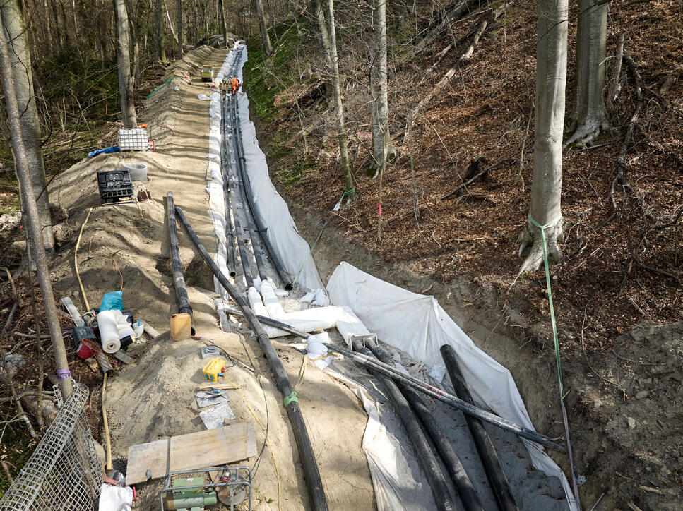 Installation der Fernwärme auf Schloss Vaduz