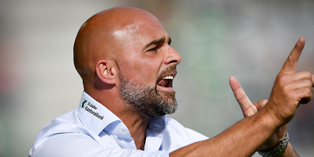 Giorgio Contini ist auch in der nächsten Saison St. Galler Trainer