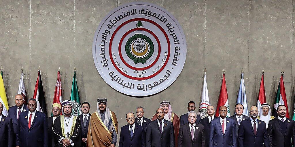 Während des Wirtschaftsgipfels der Arabischen Liga hat Kuwaits Finanzminister den Start eines 200 Millionen US-Dollar schweren Investitionsfonds für die technische Entwicklung in arabischen Staaten vorgestellt.
