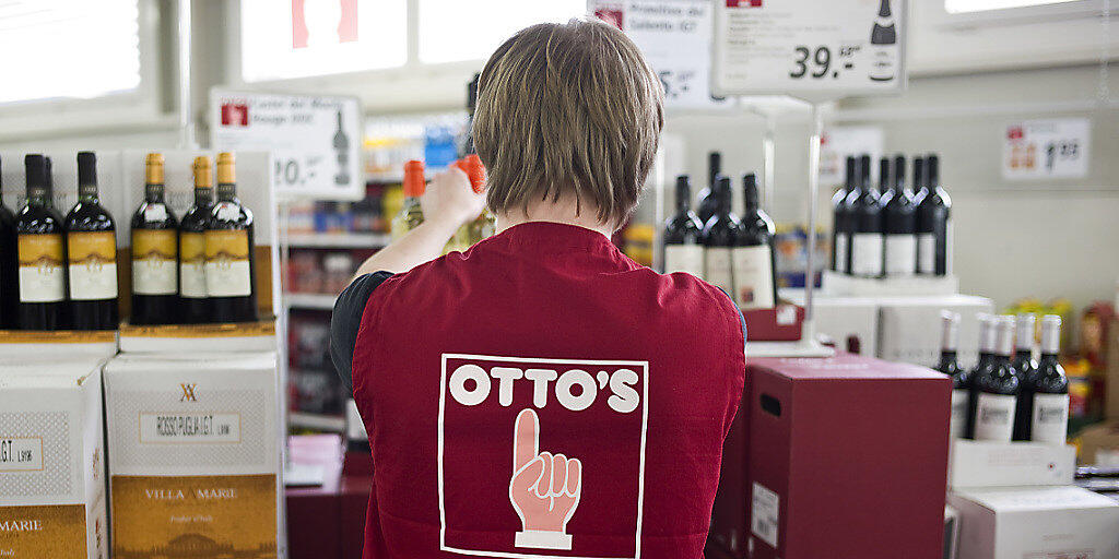 Konkurrenz für Otto's: Namensvetter Otto Group will in der Schweiz einen eigenen Onlineshop lancieren. Der Schweizer Discounter kämpft dagegen, dass die Otto Group mit einer Schweizer Internetadresse als "Otto" auftreten darf. (Archiv)