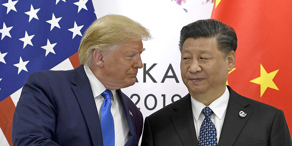 US-Präsident Donald Trump und der chinesische Präsident Xi Jinping beim letzten gemeinsamen Treffen in Japan Ende Juni. (Archivbild)