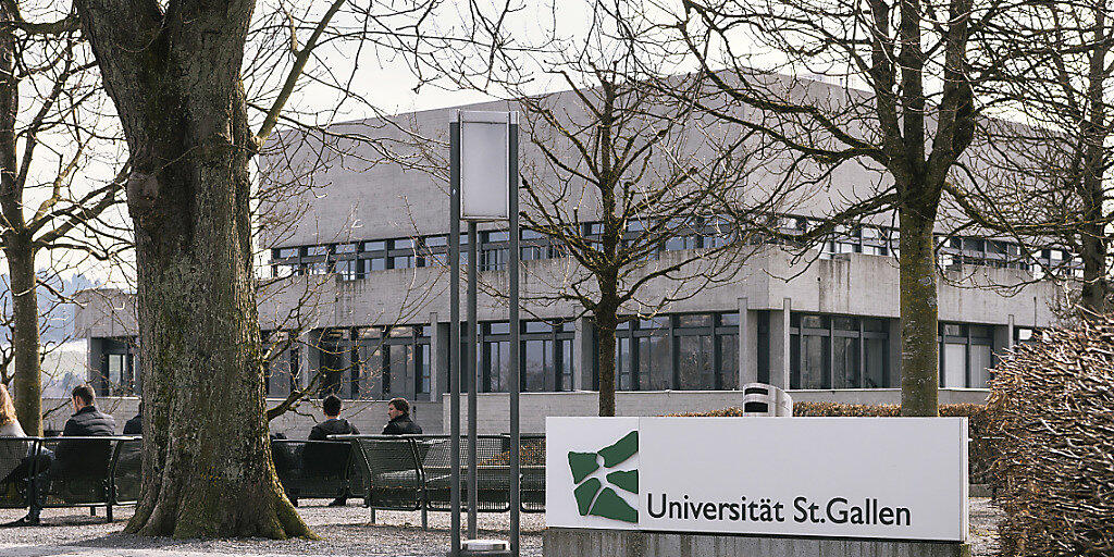 Die Universität St. Gallen (HSG) verlangt von ihrem künftigen Rektor oder der Rektorin einen vollständigen Verzicht auf Nebentätigkeiten.