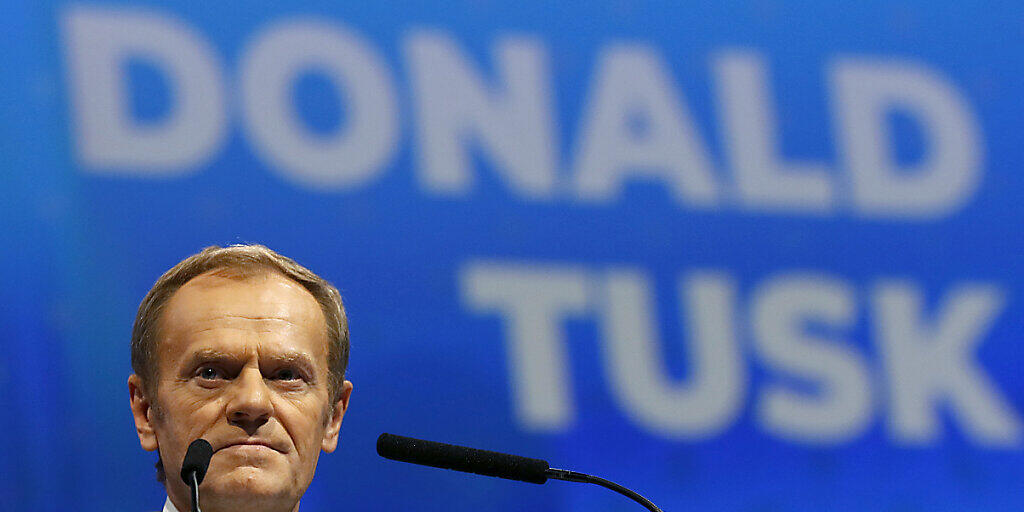Bleibt an der Spitze - einfach woanders: Donald Tusk wechselt vom Posten des EU-Ratspräsidenten zum jenem des Chefs der Europäischen Volkspartei, dem Zusammenschluss der Christdemokraten im EU-Parlament, immerhin die grösste Fraktion.