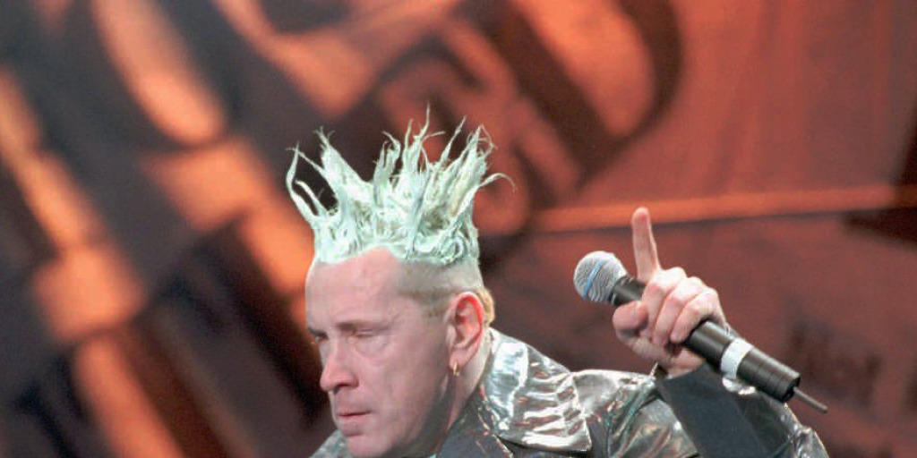 60 Jahr was für Haar? Sex-Pistols-Frontmann Johnny Rotten kann sich längst nicht mehr an seine natürliche Haarfarbe erinnern (Archiv). 60 Jahr was für Haar? Sex-Pistols-Frontmann Johnny Rotten kann sich längst nicht mehr an seine natürliche Haarfarbe erinnern (Archiv).