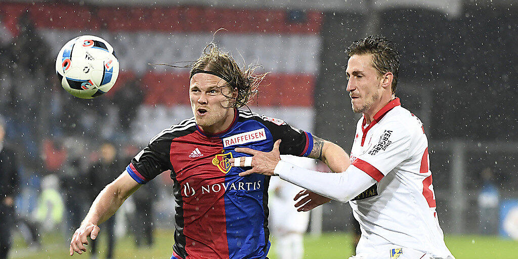 St. Gallens Neuerwerbung Vincent Rüfli (rechts) war mit Sion 2015 Cupsieger