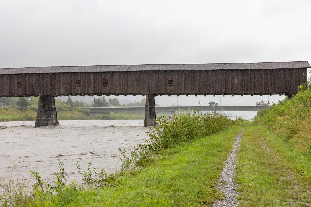 Hochwasser am Rhein