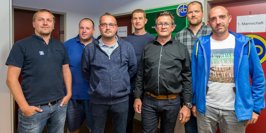 Der neue Vorstand mit Peter Gmür, Christoph Arpagaus, Oliver Weidmann, Heini Stocker, Fredy Scherrer, Stefan Schmidle und Christoph Foser.