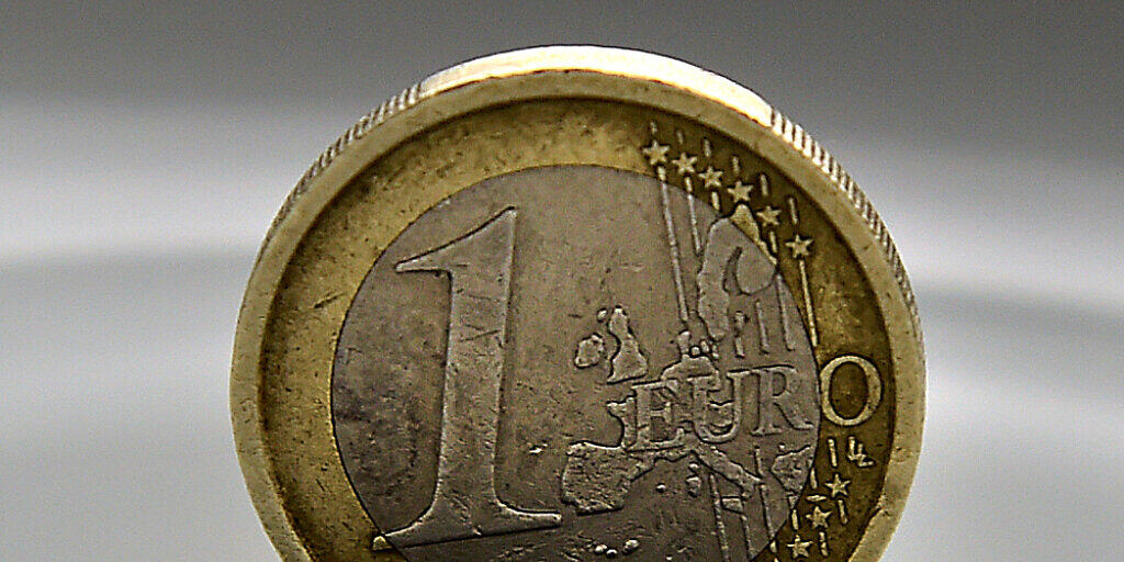 In Österreich lancierte eine Privatperson ein Volksbegehren, das für jeden österreichischen Staatsbürger ein bedingungsloses Grundeinkommen von 1200 Euro monatlich fordert. (Symbolbild) In Österreich lancierte eine Privatperson ein Volksbegehren, das für jeden österreichischen Staatsbürger ein bedingungsloses Grundeinkommen von 1200 Euro monatlich fordert. (Symbolbild)