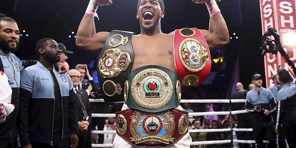 Anthony Joshua muss sich mit dem Kampf gegen Kubrat Pulev gedulden