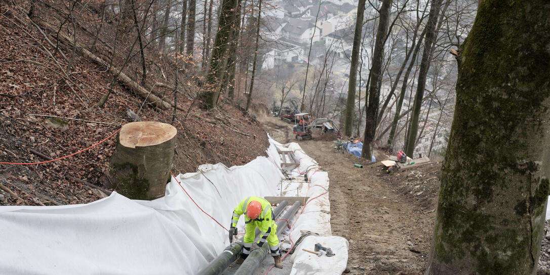 Installation der Fernwärme auf Schloss Vaduz