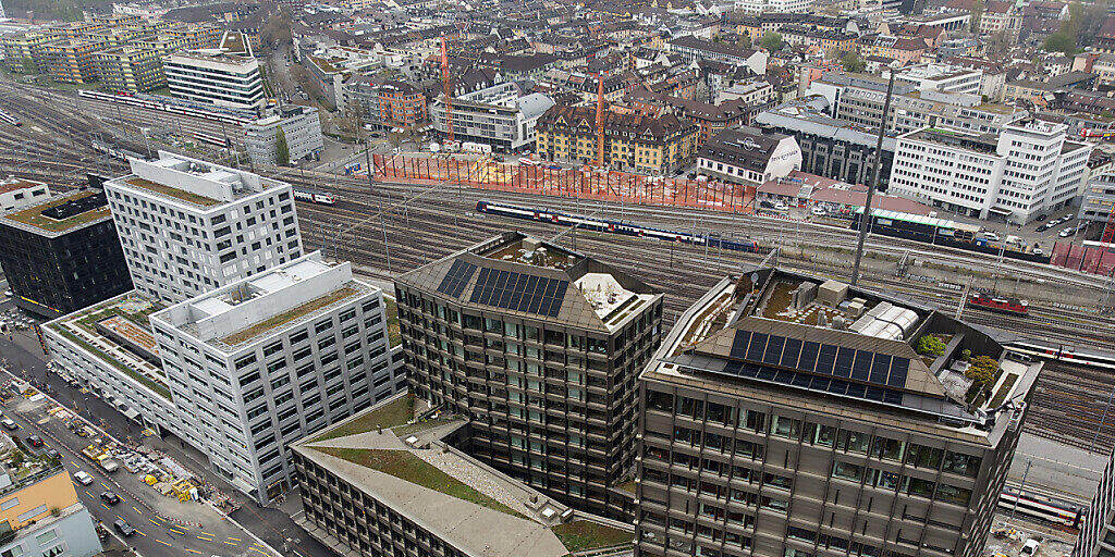 Die Richtzinsen für zehnjährige Festhypotheken sind laut dem Vergleichsdienst Comparis im Schlussquartal 2019 leicht angestiegen.(Archivbild)