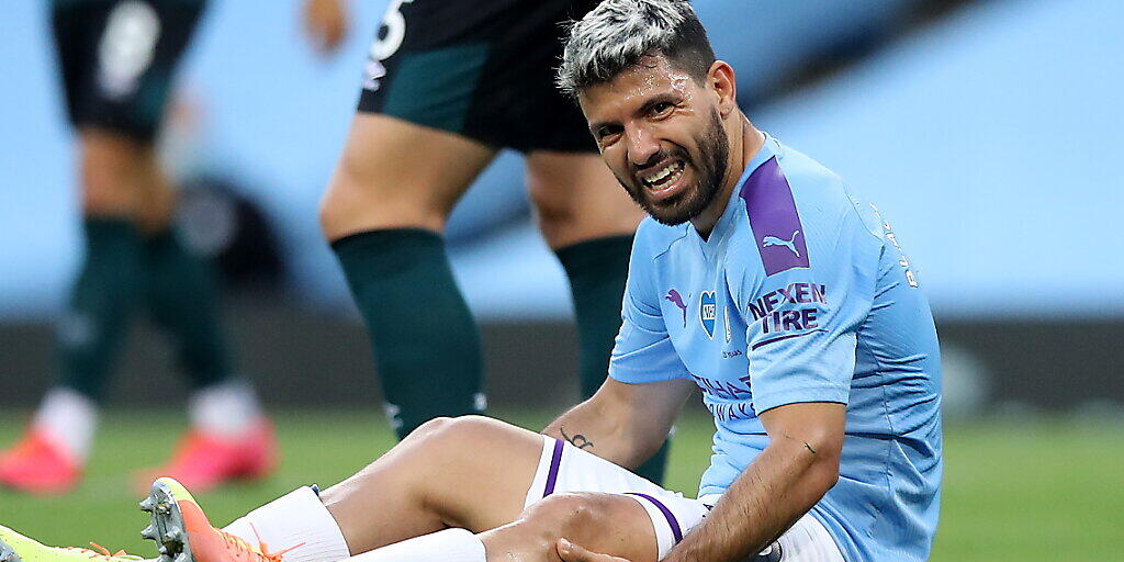 Sergio Agüero von Manchester City hat sich am Montag am Knie verletzt Sergio Agüero von Manchester City hat sich am Montag am Knie verletzt