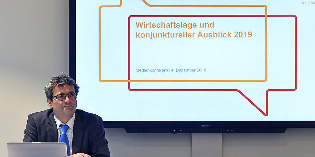 Rudolf Minsch, Chefökonom von Economiesuisse, rechnet damit, dass der Wirtschaftsdachverband aufgrund des Coronavirus seine Wirtschaftsprognoise anpassen wird. (Archivbild)
