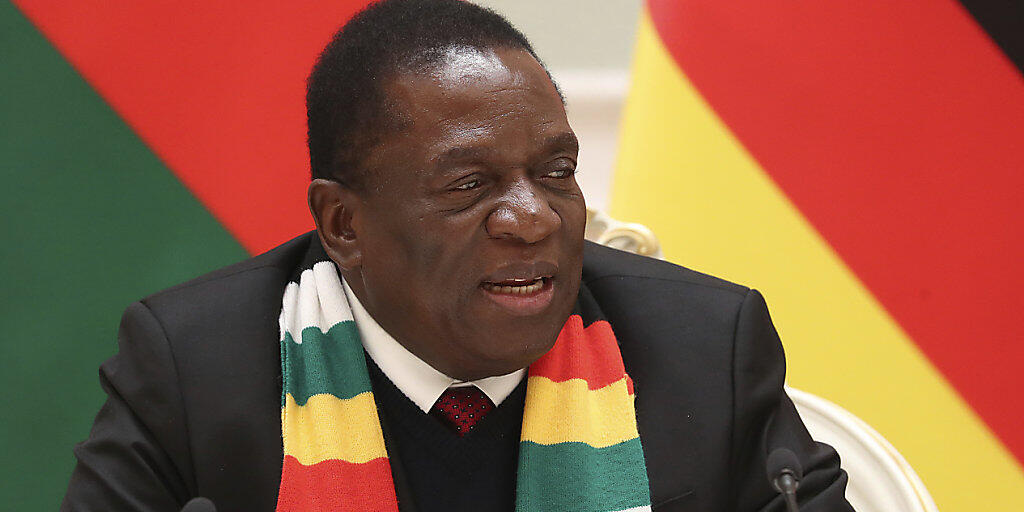 Simbabwes Präsident Mnangagwa lässt sich am Weltwirtschaftsforum in Davos von Finanzminister Mthuli Ncube vertreten. (Archivbild)