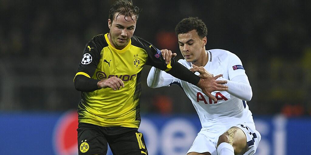 Mario Götze (links) fällt bis zum Jahresende aus