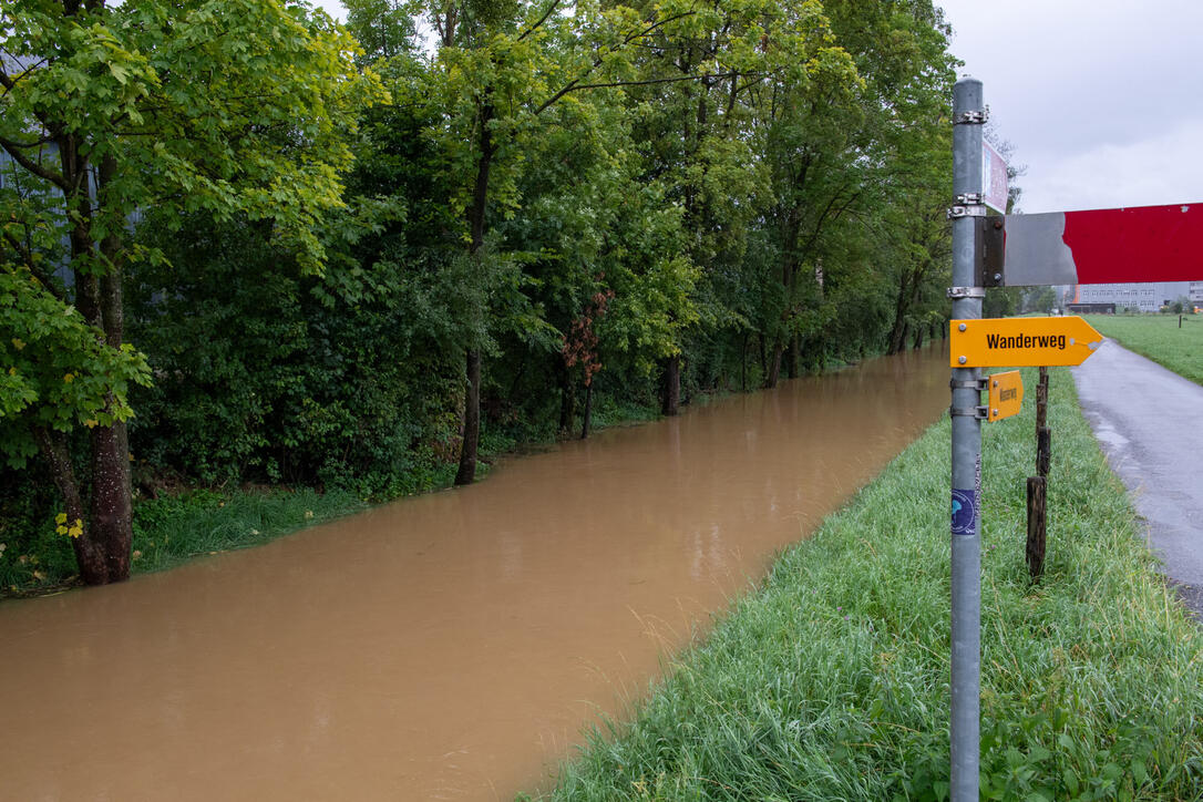 Hochwasser Rhein und Kanal