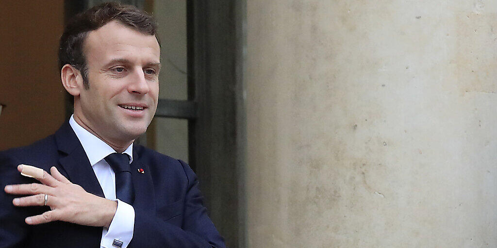 Frankreichs Präsident Emmanuel Macron will auch in Zukunft Theateraufführungen besuchen. (Archivbild)