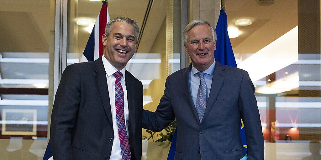 Der britische Brexit-Minister Stephen Barclay (l.) und EU-Brexit-Unterhändler Michel Barnier glauben daran, dass eine Vereinbarung in den kommenden Tagne möglich ist. (Archiv)