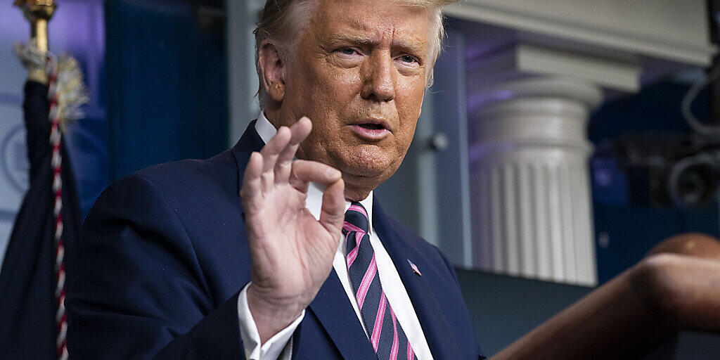 US-Präsident Trump spricht während einer Pressekonferenz im Weißen Haus. Foto: Alex Brandon/AP/dpa