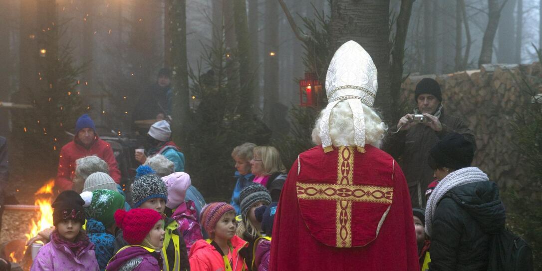Nikolaus im Wald, Schellenberg