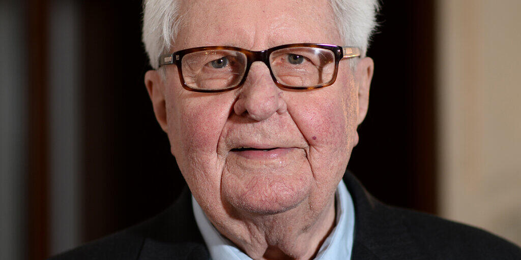 Der ehemalige SPD-Chef Hans-Jochen Vogel ist im Alter von 94 Jahren gestorben. (Archivbild)