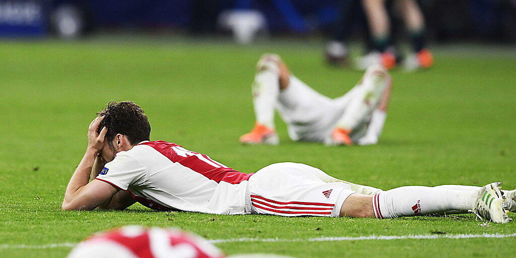 Aus dem Traum wurde ein Albtraum: Die Ajax-Spieler nach dem späten Gegentor