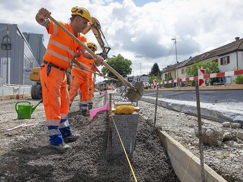 Der erste Abschnitt der Limmattalbahn von Zürich-Altstetten bis Schlieren wird derzeit gebaut: Nach dem Zürcher Abstimmungsentscheid vom Sonntag kann nun auch definitiv die zweite Etappe bis an den Bahnhof Killwangen-Spreitenbach AG realisiert werden.