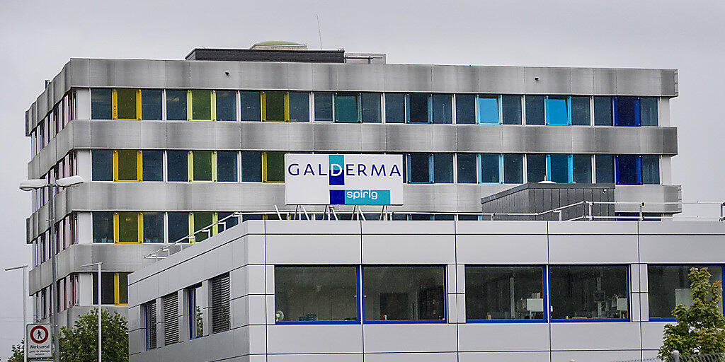 Nestlé setzt sein Hautpflegegeschäft auf den Prüfstand - im Bild der Hauptsitz der zu Nestlé Skin Health gehörenden Tochtergesellschaft Galderma in Egerkingen. (Archivbild)