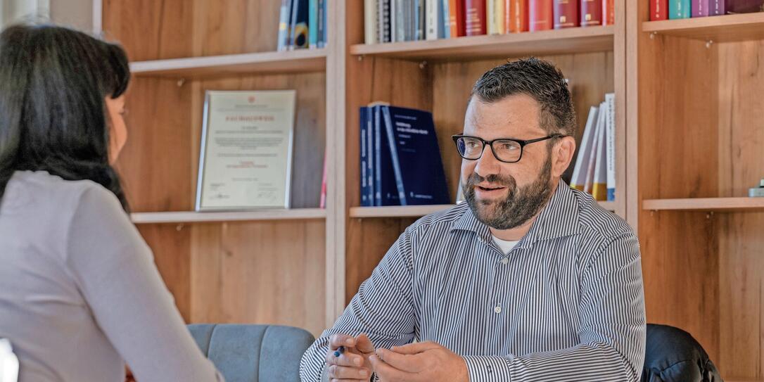 Interview mit Urs Schnider, Studium und Steuern Interview mit Urs Schnider, Studium und Steuern