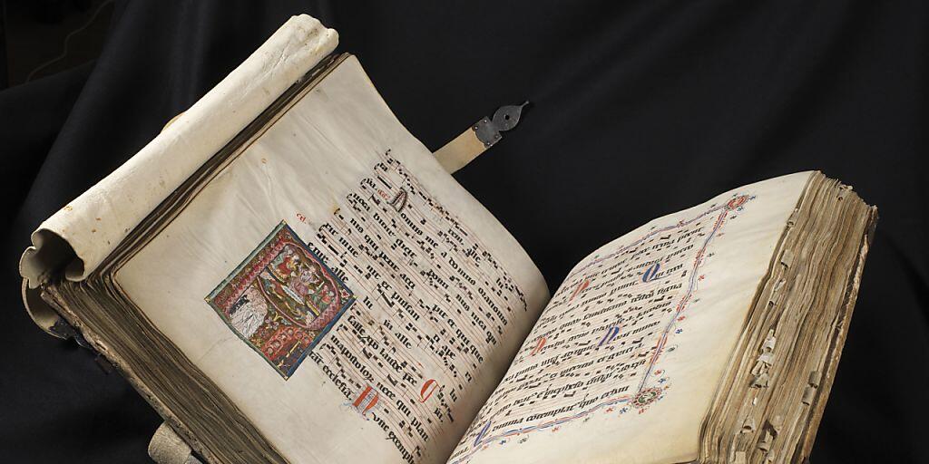 Das Gesangsbuch des Dominikanerklosters St. Katharinental (um 1312) ist Teil der Ausstellung "Glanzlichter der Gottfried Keller-Stiftung" im Landesmuseum in Zürich. Sie dauert vom 14. Februar bis 22. April 2019.