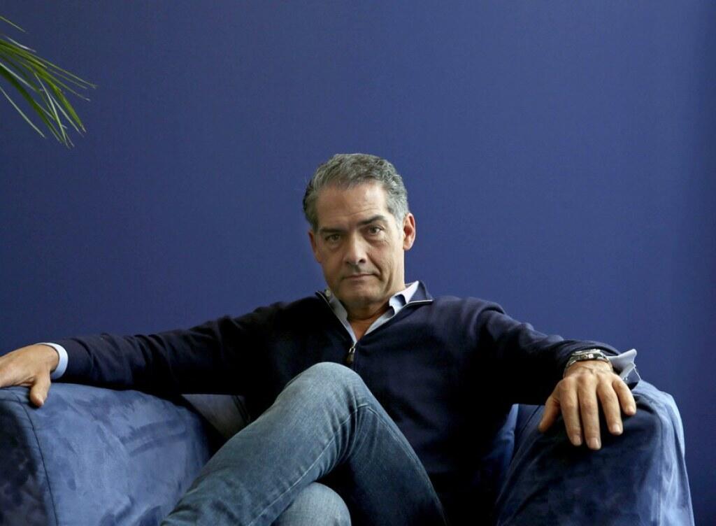Hat die Figur des Detektivs Bernie Gunther erschaffen: Der im Alter von 62 Jahren verstorbene britische Autor Philip Kerr, hier in einer Aufnahme aus dem Jahr 2015. (Archiv) Hat die Figur des Detektivs Bernie Gunther erschaffen: Der im Alter von 62 Jahren verstorbene britische Autor Philip Kerr, hier in einer Aufnahme aus dem Jahr 2015. (Archiv)