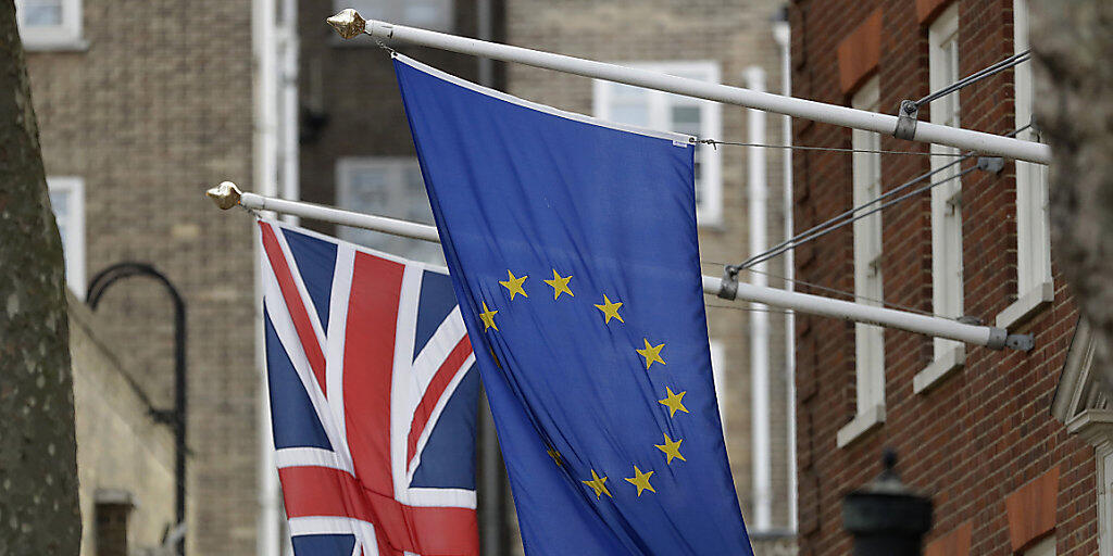Die Austrittsverhandlungen zwischen Grossbritannien und der Europäischen Union verlaufen harzig. Mehrere Punkte sind umstritten. Darunter auch die Schlussrechnung, die die Briten beim Austritt Ende März 2019 begleichen sollen. (Symbolbild)
