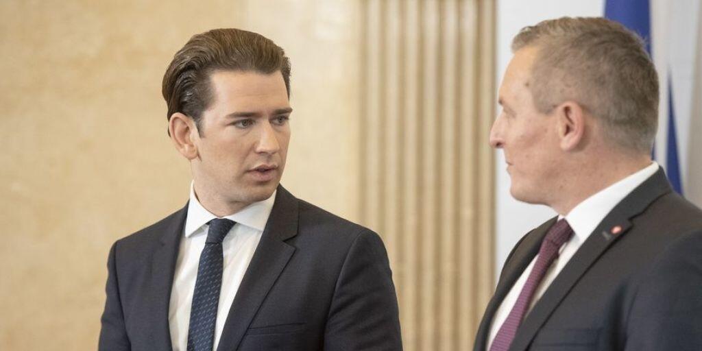 Der österreichische Bundeskanzler Sebastian Kurz informierte zusammen mit Verteidigungsminister Mario Kunasek in Wien über die Spionageaffäre.